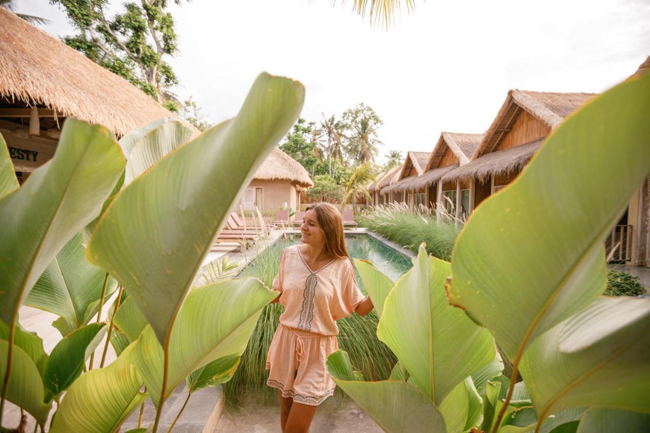 นูซา มาเจสตี์ Hotel Batununggul ภายนอก รูปภาพ
