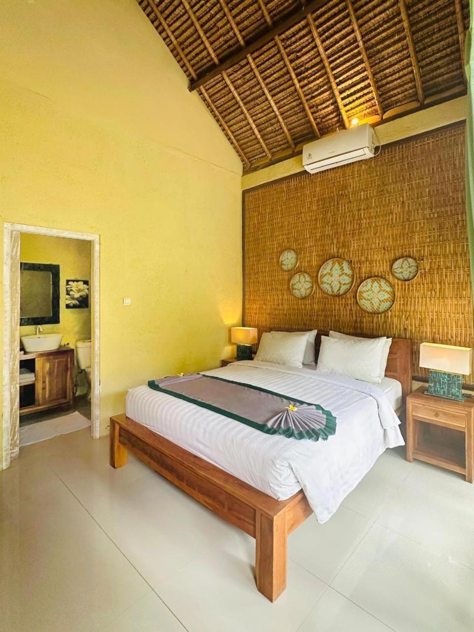 นูซา มาเจสตี์ Hotel Batununggul ภายนอก รูปภาพ