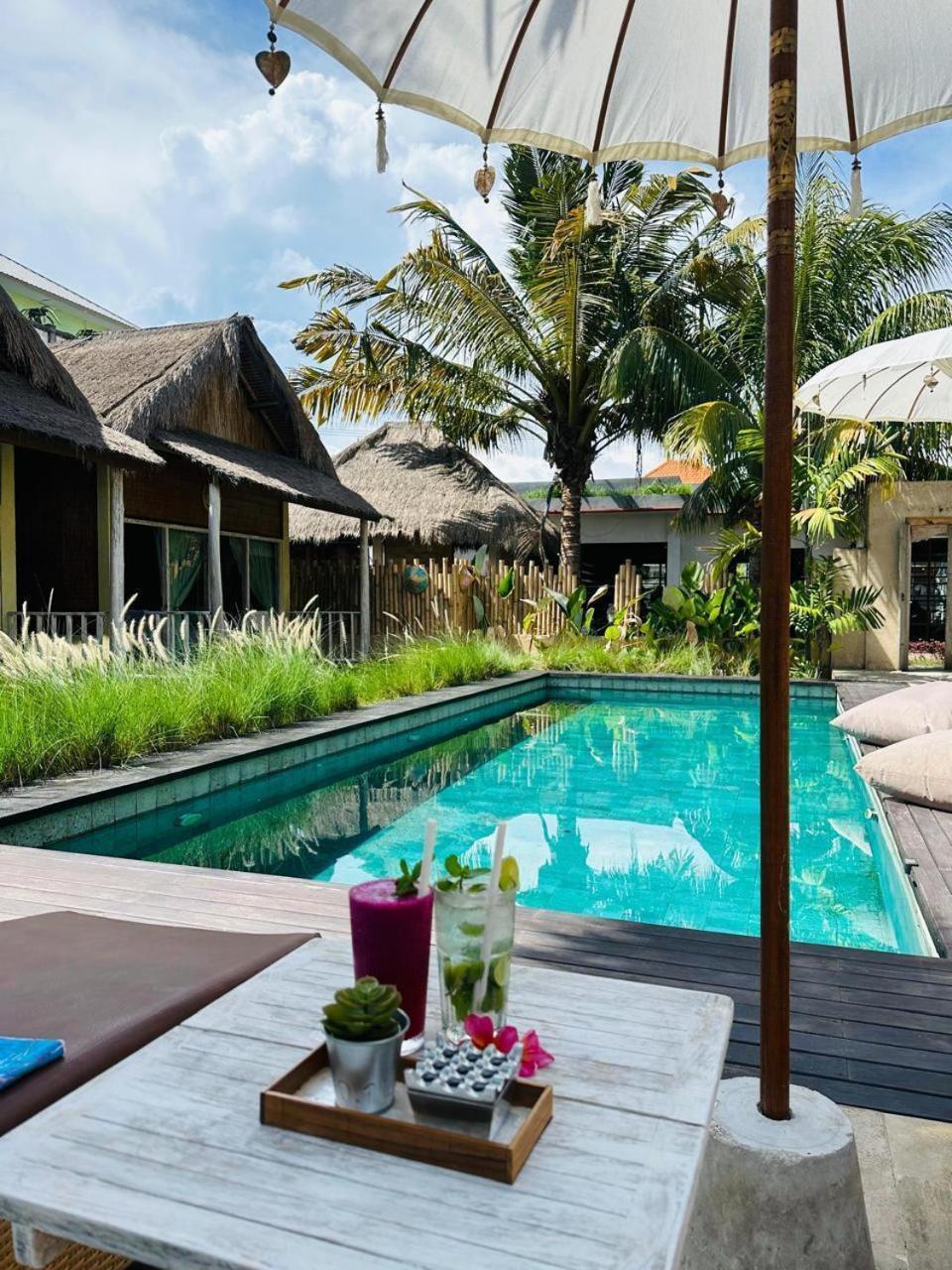นูซา มาเจสตี์ Hotel Batununggul ภายนอก รูปภาพ