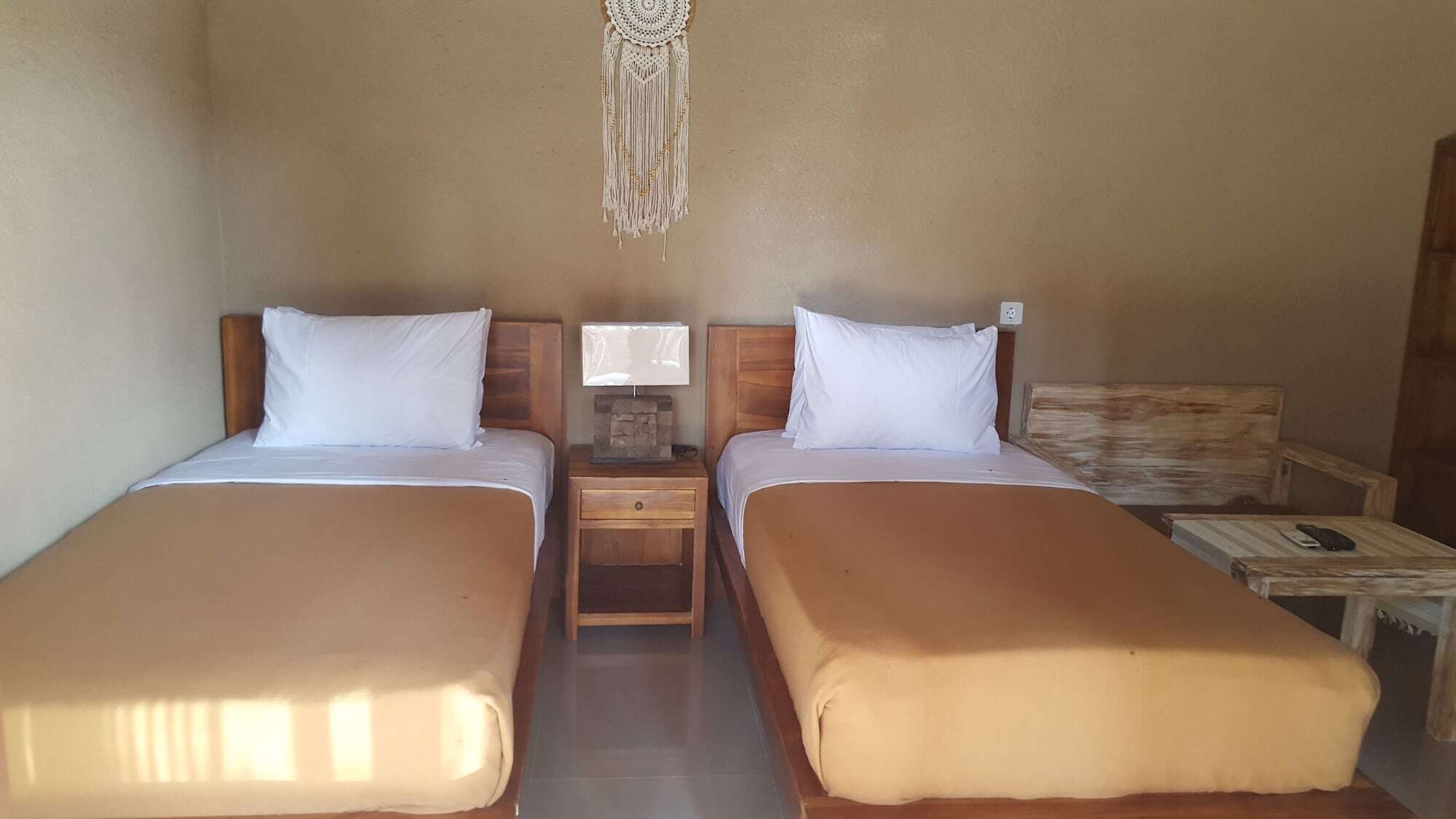 นูซา มาเจสตี์ Hotel Batununggul ภายนอก รูปภาพ
