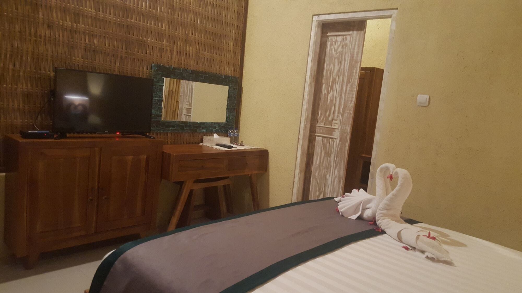 นูซา มาเจสตี์ Hotel Batununggul ภายนอก รูปภาพ
